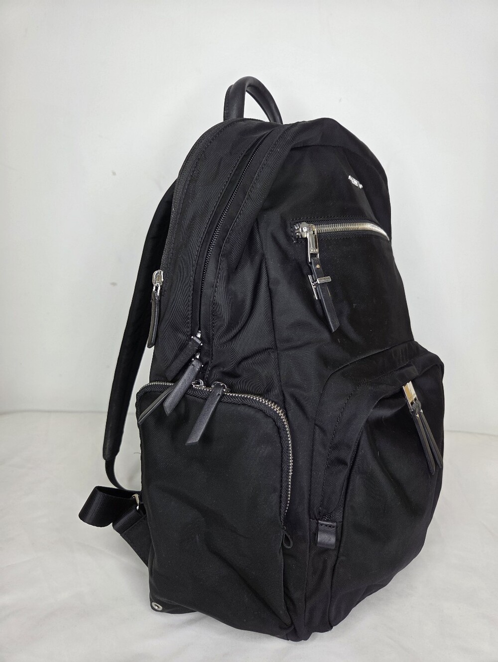 Tumi - Black Nylon Backpack - Sleek Everyday Travel Bag - Picture 2 of 16
